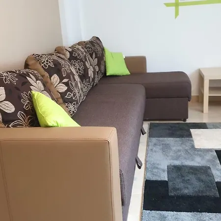 Apartament Alla Fundeni *